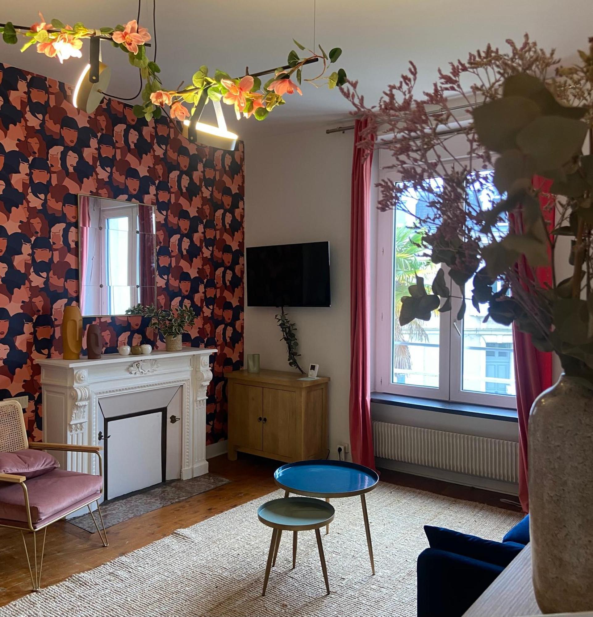 Le Botanica Bel Appartement Situe A 5 Min De La Gare D'אנז'ה מראה חיצוני תמונה